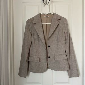 Adorable casual suit jacket in tan